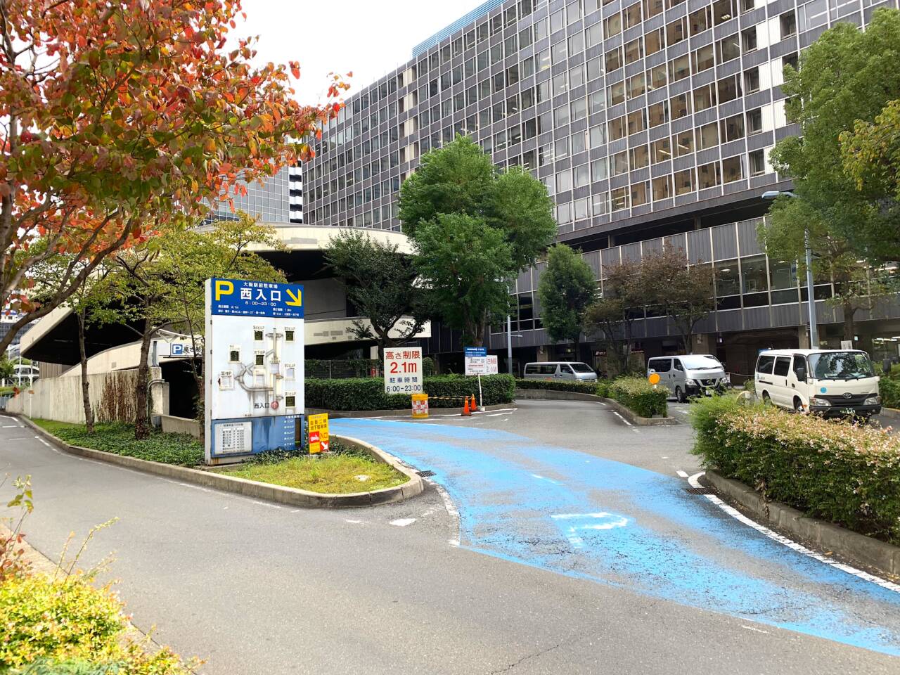 akippa 大阪駅前第4ビル地下駐車場【夕方パック:ご利用時間:17:00~22:30】