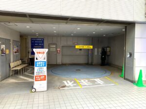 akippa 髙木ビル駐車場【利用時間:8:30～23:00】【機械式】