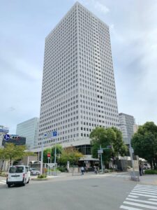 大阪駅前第3ビル地下駐車場