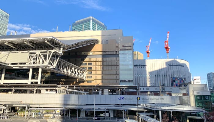 大阪ステーションシティ 大丸梅田 厳選10駐車場 映画 ランチで割引 予約 安いのはここ 駐車場の神様